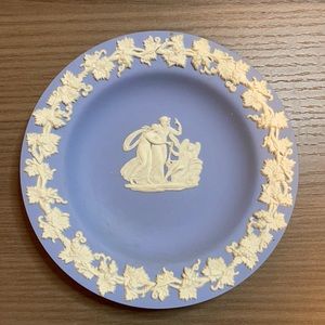 Wedgwood Jasperware Aurora & Angel trinket dish
